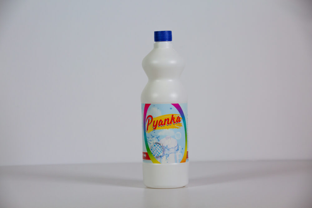PYANKA مطهر للتبييض